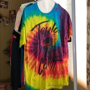 Taylor Caniff shirt. (magcon)